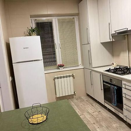 Nice Apartment Ponichala Exterior photo